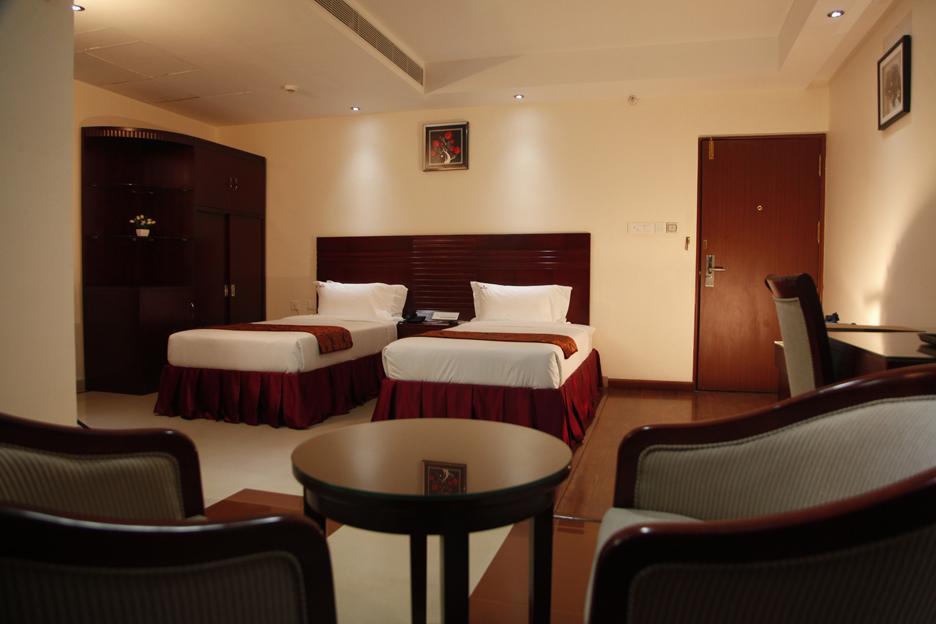 Hotel Hiton Perintalmanna Habitación foto